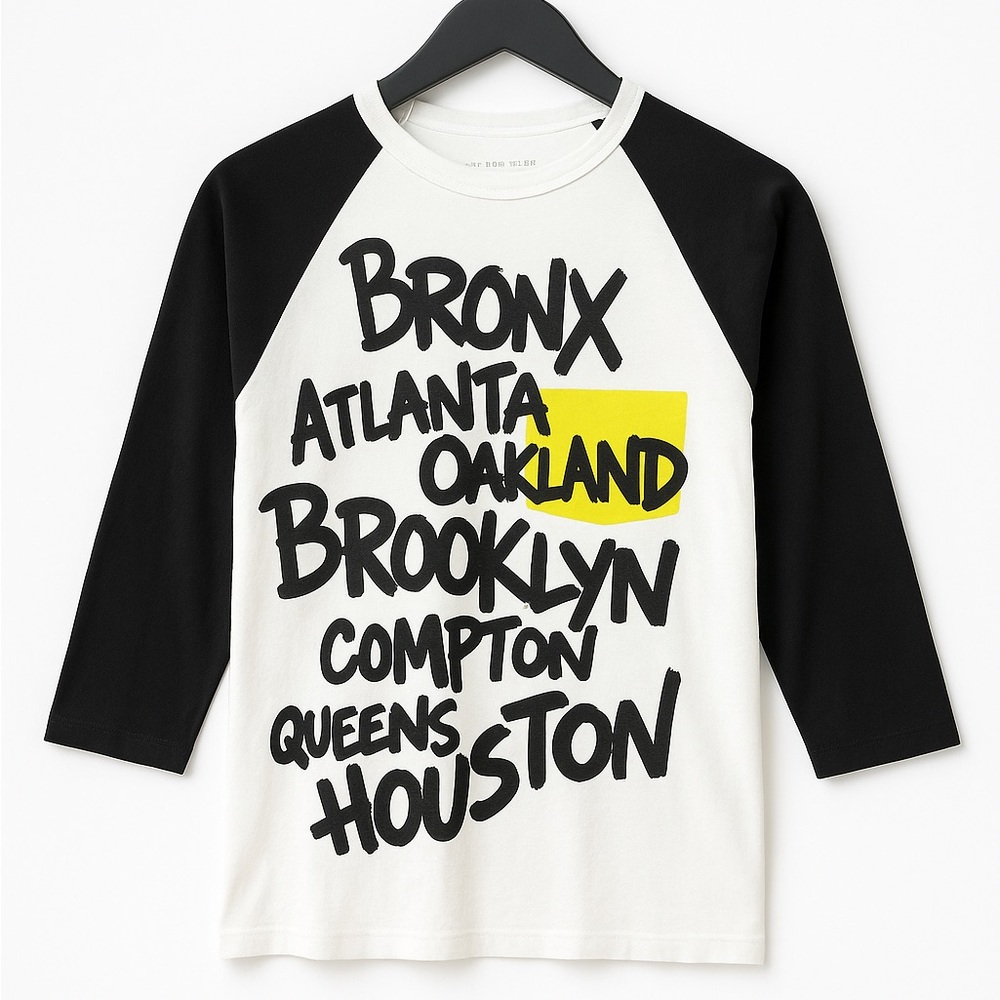 Modern T-shirt with 3/4 Sleeves